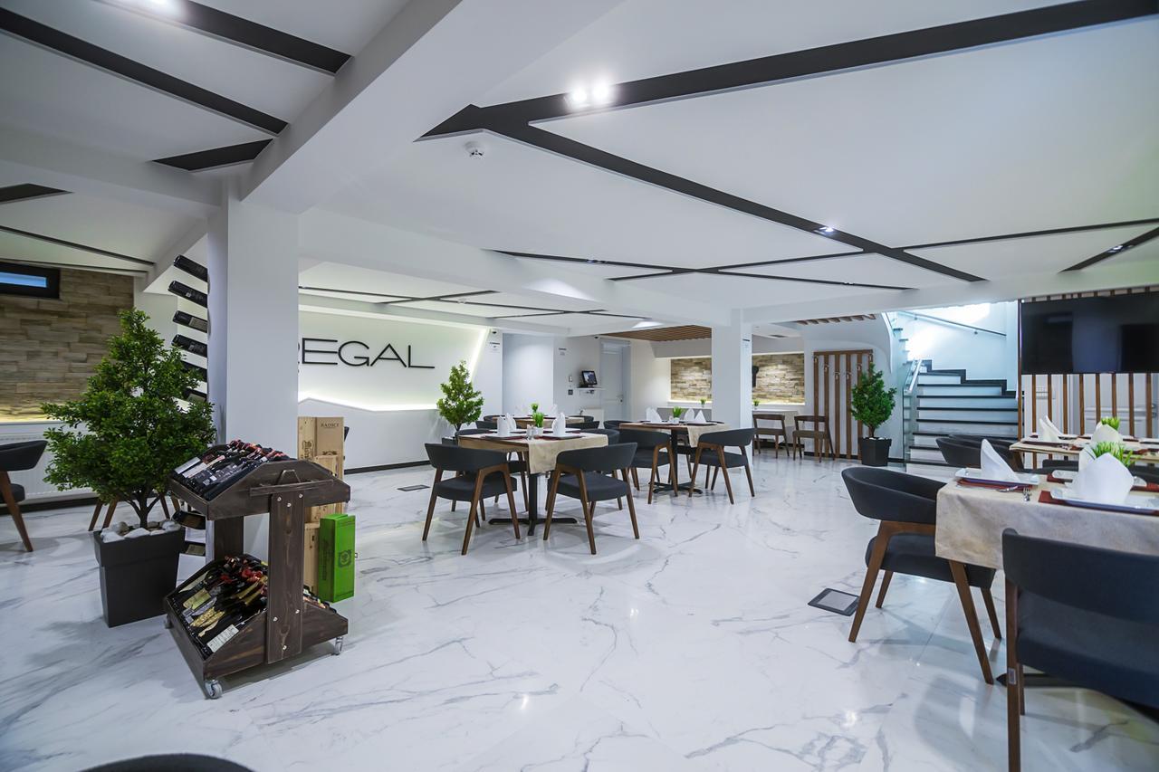 Hotel Regal Korce Exteriér fotografie